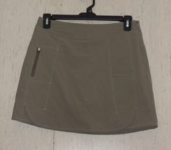 NEW WOMENS WOOLRICH SHALE GREEN SKORT W/ ZIPPERED POCKET  SIZE S - £25.59 GBP