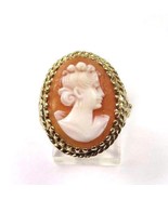 14k Yellow Gold Vintage Women&#39;s Ring With Cameo Shell Stone - £235.20 GBP