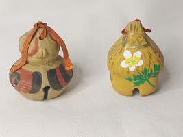 Handcrafted Japanese Clay Bells; Straw Thrown House &amp; Japanese Man - €44,49 EUR