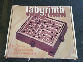 Vintage Crestline Labyrinth Wooden Game Skill Coordination In Original Box - £51.93 GBP