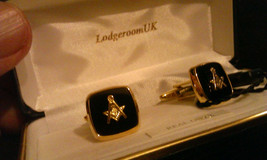 Masonic Onyx Embossed Cufflinks - $442.23 MXN