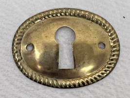 Vintage Pressed Brass Keyhole Key Hole Cover Plate w Rope Edge Oval 1.5 ... - $13.06 CAD