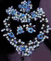 Statement parure / DRAMATIC Necklace / blue flower bracelet / japanned earrings  - £439.56 GBP