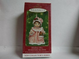 Hallmark Ornament 2001 - Mistletoe Miss - £9.42 GBP