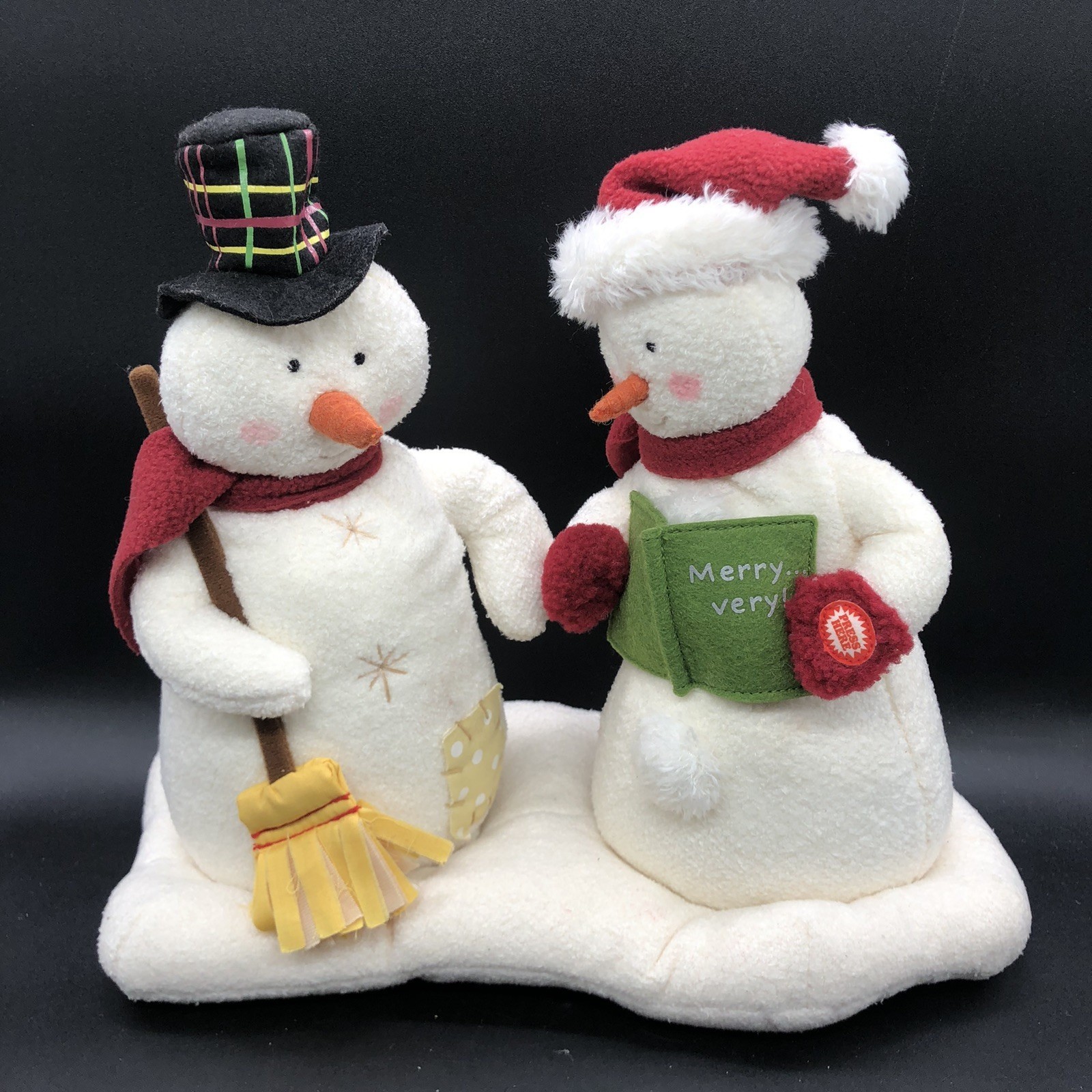 Hallmark Jingle Pals Mr &amp; Mrs Snowman Animated Singing Caroling Plush 2003 - $34.19