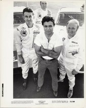 Robert Blake 1971 8x10 photo standing with drivers from Corky - £9.38 GBP