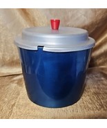 Vintage 1950s JH Stafford Anodized Aluminum Ice Bucket Blue Bakelite Kno... - $953.99 MXN