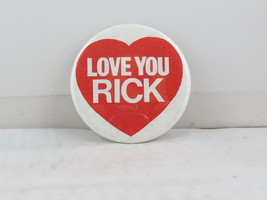 Vintage Event Pin - We Love You Rick - Rick Hanson Man in Motion - Cellu... - £11.78 GBP