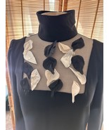 Vintage Courreges Paris black silk &quot;leaf&quot; sheath dress M - €193,84 EUR