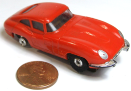 Aurora Vintage Electric Slot Car Jaguar Sports Car  Red #10 Missing 2 Tires  IJ9 - £35.93 GBP