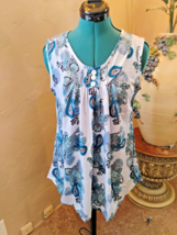 WOMEN&#39;S Sleevless tops size S - $11.39