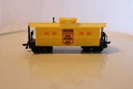 HO Scale Life-Like, Center Cupola Caboose, Nestle Toll House Cookies, Yellow - £19.98 GBP