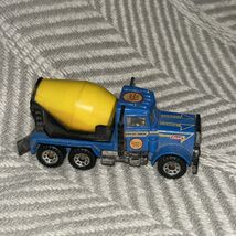 1981 Matchbox Peterbilt Cement Mixer Truck Blue &amp; Yellow - $5.71