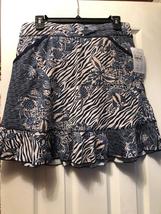 NWT SOFIBELLA  Navy & White Floral Zebra Ruffle Hem Knit GOLF SKORT S M L & XL image 2