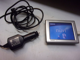 Garmin Nuvi 350 NA GPS System Silver 3.5&quot; LCD Touchscreen &amp; Power Cord B... - £15.78 GBP