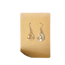 Natural Pearl Iridescent Handmade hypoallergenic Dangle Earrings - £11.37 GBP