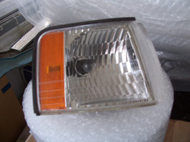 1997 CADILLAC DEVILLE RIGHT MARKER SIGNAL LIGHT OEM USED ORIG CADILLAC 1... - £125.82 GBP