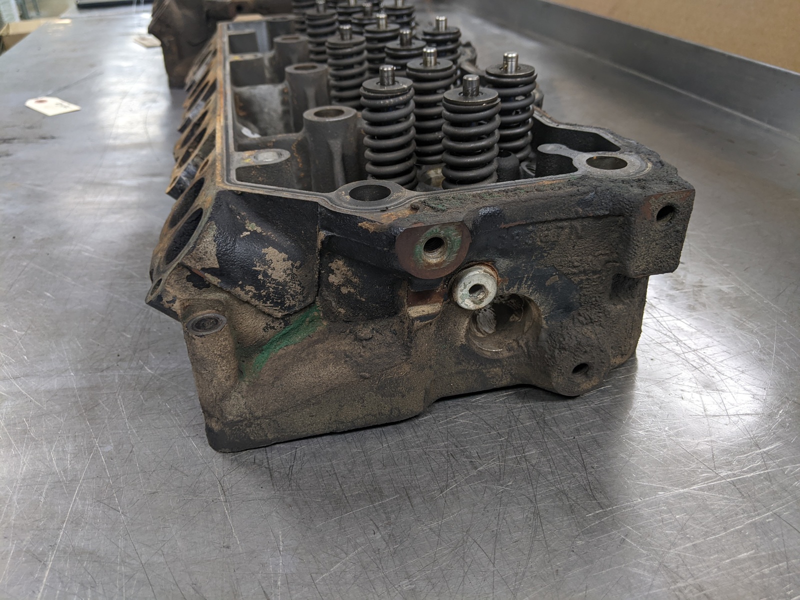 Right Cylinder Head For 06-07 Ford F-250 Super Duty  6.0 1855613C1 Power... - $247.45