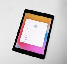 Apple iPad Air 2  A1567 64GB Wi-Fi + Cellular MGJY2LL/A - Space Gray image 2