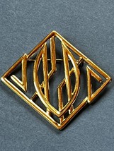 Vintage Monet Large Cut-Out Geometric Square Goldtone Brooch Pin – 2.5 x 2 and 5 - £11.71 GBP