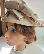 Woman&#39;s Pageboy Style Hat in Tan - $14.03