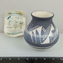 Pottery Signed Vintage Navajo Pottery Vase g50 - £75.51 GBP