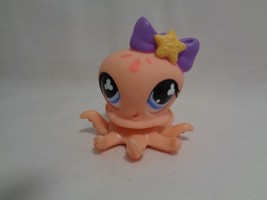2007 Littlest Pet Shop Peach Octopus #513 Peach Blue Eyes - $1.92