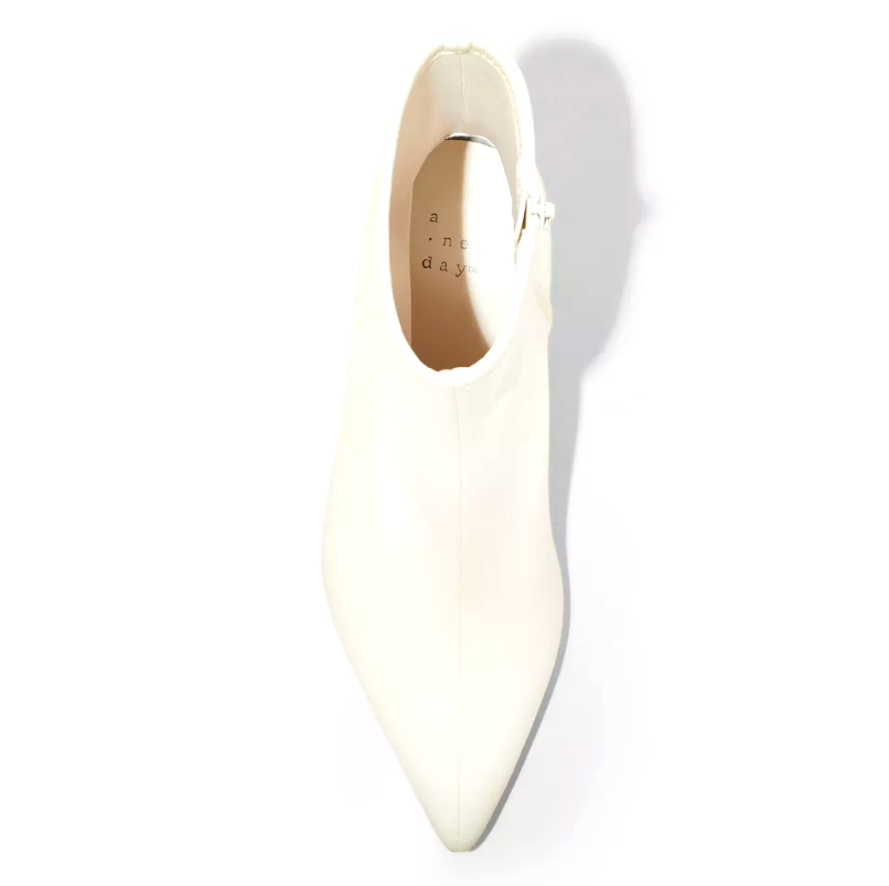 A New Day Women's White Lonnie Kitten Heel Stretch Ankle Boots NWT Item image 3