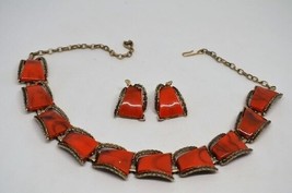 Thermoset Plastic Necklace Clip On Earrings Set Gold Tone Red Costume Jewelry - £30.88 GBP