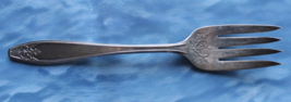 Antique Wm. Rogers &amp; Son AA Silverplate Cold Meat Fork 6&quot; Ornate Pat.Pend - £6.00 GBP