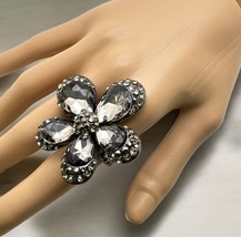 Vintage Flower Power Stretch Ring Faceted Rhinestones Beaded Band Statement - £12.53 GBP