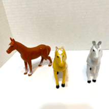 Vintage Lot of 3 Hard Plastic Toy Horses Brown White Gold 3.35 x 3.5&quot; - £8.48 GBP