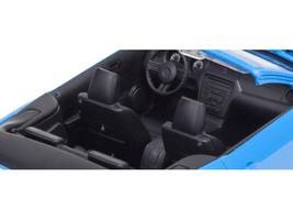 Level 2 Easy-Click 2010 Ford Mustang GT Convertible Blue 1/25 Scale Model by Rev - £30.48 GBP