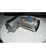 Sony Cybershot 3.3 Mega Pixels DSC-F505V camera only no charger 2B - $95.73 CAD