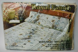 Vintage 1970s NOS Royal Family Cannon Percale Flat Sheet L&#39;Amour Floral 683 - £14.73 GBP