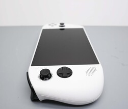 Lenovo Legion Go S 8ARP1 AMD Ryzen Z 2 Go 512GB Gaming Console image 4