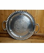 Vintage Cromwell Hand Wrought Aluminum 15.5&quot; Tray Handles Fruit Flowers ... - $1,074.57 MXN