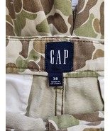 GAP Cargo Shorts Mens 38 Camo 8&quot; Above the Knee NEW - £23.25 GBP