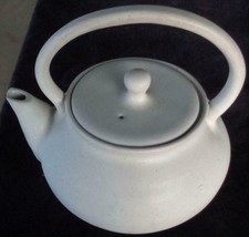 Hand-Crafted Pottery Teapot – Simple Finish – Functional Classic Teapot – VGC - £69.89 GBP