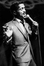 Sammy Davis Jnr performing in concert 1960's Rat Pack era 18x24 Poster - $23.99