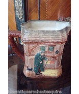 Royal Doulton Pitcher  Oliver Twist 809561, 6&quot; tall[8] - $1,472.63 MXN