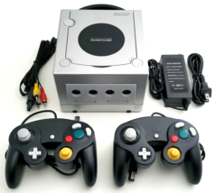Nintendo GameCube DOL-101 Gaming System SILVER Console 2 Controller Bundle NGC - £127.35 GBP