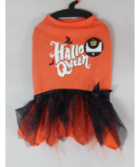 Thrills &amp; Chills Halloween &quot;HALLO QWEEN&quot; Glows In The Dark Dog Dress Medium - $165.24 MXN
