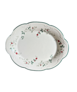 Winterberry Paltzgraff Serving Platter Oval Scalloped   10.5&quot; Long 8 &quot; Wide - $207.66 MXN