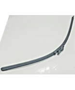 Bosch Icon 28BOE Fits Chevrolet Mercedes Honda Front RH Windshield Wiper... - $652.63 MXN