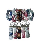 Mini Floral Satin Keyfob wristlet and Scrunchie Set - $158.21 MXN
