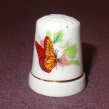 Vintage Thimble Butterfly Porcelain Hearst Flowers - £7.18 GBP