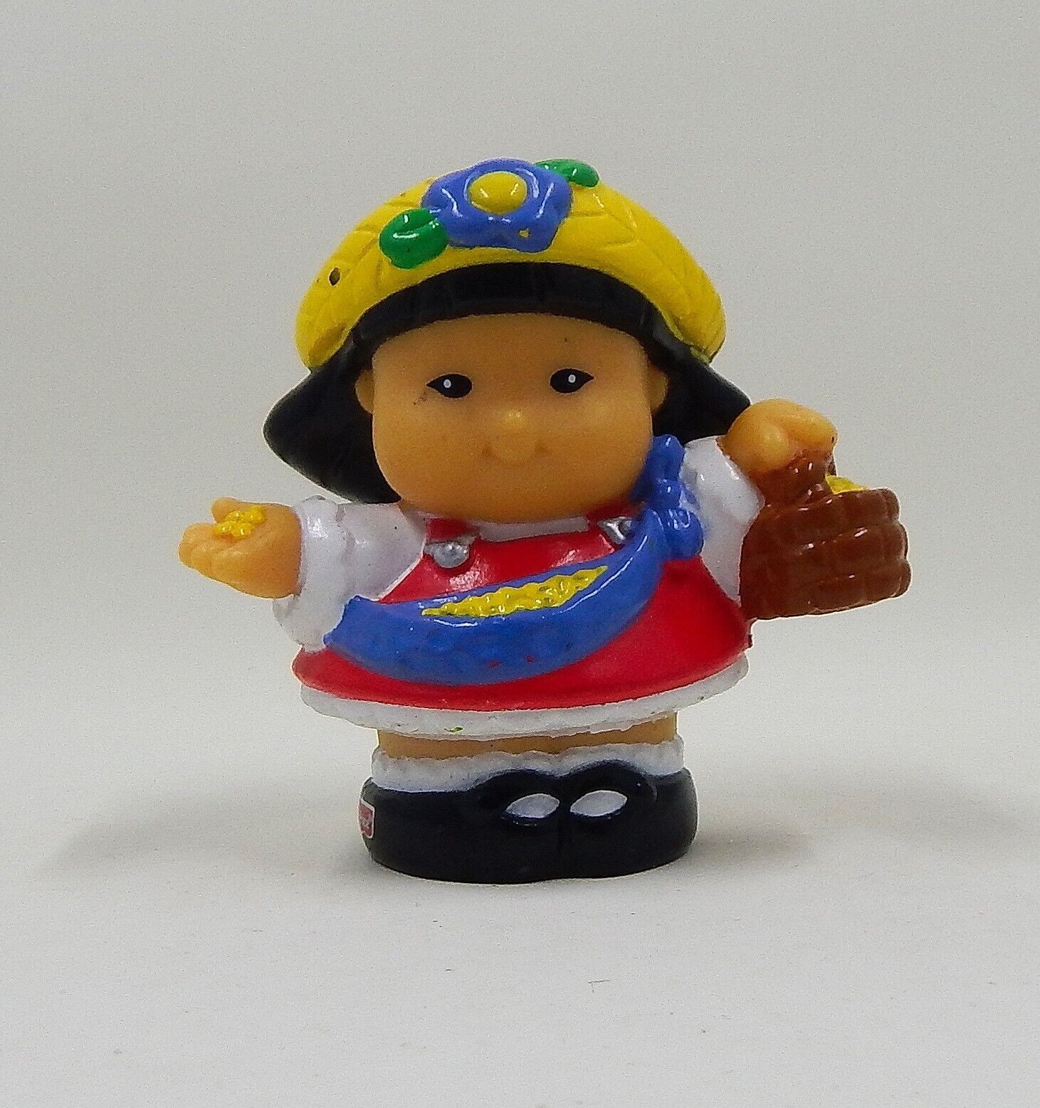 Primary image for Fisher-Price Little People 2003 Sonya Lee Asian Girl Farmer 2" Toy Seeds Farm