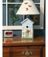 Decorative Handcrafted Birdhouse Lamp with Butterfly Shade - €25,43 EUR