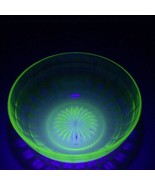 Vintage Glowing Green Vaseline Uranium Glass 7&quot; x 2.75&quot; Bowl Square Pattern - £27.61 GBP